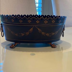 Black metal container